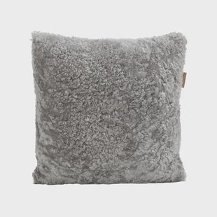 Shepherd of Sweden Shepherd Lina schapenvachtkussen 40 x 40 cm graniet