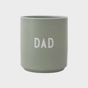 Design Letters Design Letters favoriete mok 25 cl Dad/Love-green
