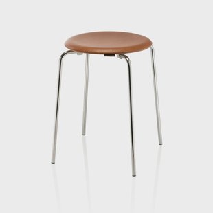 Fritz Hansen Dot leren kruk Walnoot