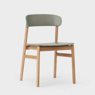 Normann Copenhagen Herit stoel eiken Dusty green (groen)