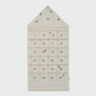 Ferm Living Star adventskalender huis 100 cm Zand