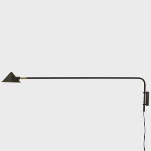 Watt & Veke Kelly wandlamp lange arm Zwart-goud Watt & Veke Kelly wandlamp lange arm Zwart-goud