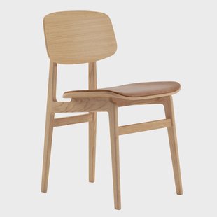 NORR11 NY11 stoel met leren zitting eiken Dunes camel