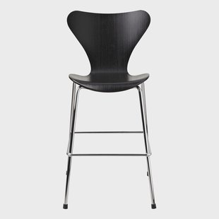 Fritz Hansen 3177 Series 7 Junior kruk chroom Black