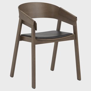Muuto Cover Armchair stoel met armleuningen en leren zitting Black-stained dark brown