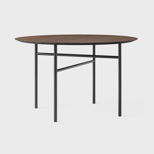 Audo Copenhagen Snaregade tafel rond Zwart-donkergebeitst eikenhout, Ø120 cm Audo Copenhagen Snaregade tafel rond Zwart-donkergebeitst eikenhout, Ø120 cm