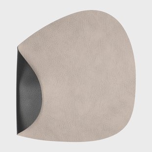 LIND DNA Bull placemat keerbaar curve L 1 St. Warm grey-black LIND DNA Bull placemat keerbaar curve L 1 St. Warm grey-black