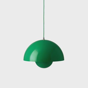 &Tradition Flowerpot VP7 hanglamp Signal green