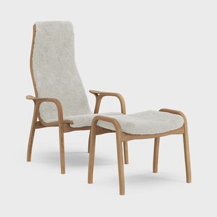 Swedese Lamino fauteuil en voetenbankje geolied eiken/schapenvacht Offwhite (wit)