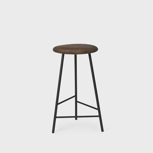 Warm Nordic Pebble barkruk eikenhout gerookt, h.65, zwart onderstel