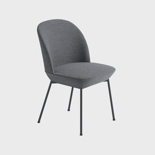 Muuto Oslo stoel bekleed met stof Ocean 80-Anthracite black