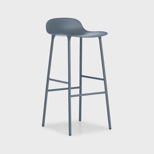 Normann Copenhagen Form Barkruk hoog blue, blauwgelakte stalen poten