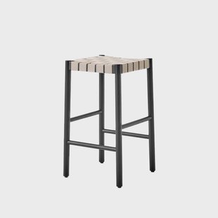 &Tradition Betty TK7 barkruk black, natuurkleurige gevlochten linnen zitting