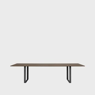 Muuto 70/70 eettafel 295x108 cm Solid smoked oak-Black