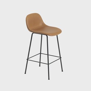 Muuto Fiber Barkruk metalen poten Refine leather cognac-Black
