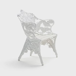 Byarums bruk Classic tuinstoel Wit gelakt sparrenhout, witte frame