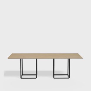 New Works Florence rechthoekige eettafel natural oak, zwart onderstel