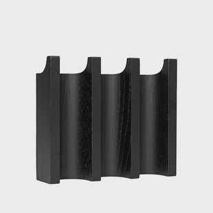 Kristina Dam Studio Column kapstok oak black lacquered