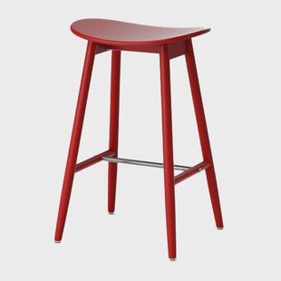 Massproductions Icha barkruk 65 cm Roodgelakt beukenhout