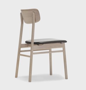 Stolab Prima Vista stoel licht matgelakt eikenhout Leer elmotique 99001 zwart