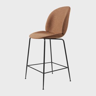 GUBI Beetle Fully Upholstered barkruk laag Around bouclé 032-black GUBI Beetle Fully Upholstered barkruk laag Around bouclé 032-black