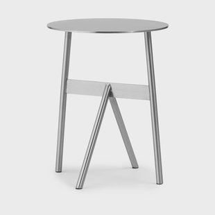 Normann Copenhagen Stock Table bijzettafel Ø37 cm H:46 cm Stainless Steel Normann Copenhagen Stock Table bijzettafel Ø37 cm H:46 cm Stainless Steel