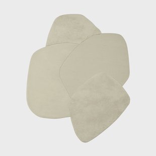 AYTM Mola vloerkleed 140x195 cm Cream AYTM Mola vloerkleed 140x195 cm Cream
