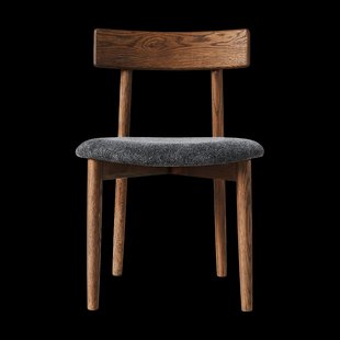 MUUBS Tetra stoel met beklede zitting Granietkleurige stof-eik met donkere kleur