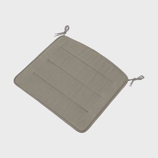 Muuto Linear Steel Armchair zitkussen Twitell light grey