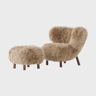&Tradition Little Petra VB1 fauteuil incl. poef ATD1 Geoliede walnoot-Sheepskin honey