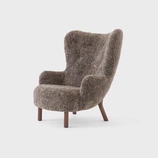 &Tradition Petra VB3 High fauteuil Geoliede walnoot-Sheepskin Sahara