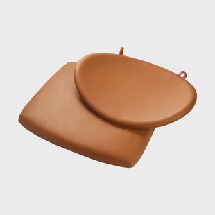 FDB Møbler J166 Jørna zitkussen Cognac leather