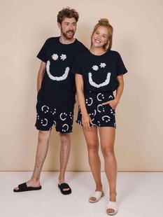 Smiles Black T-shirt Unisex