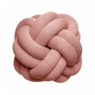 Design House Stockholm Knot Kussen 30x30 Dusty Pink Design House Stockholm Knot Kussen 30x30 Dusty Pink