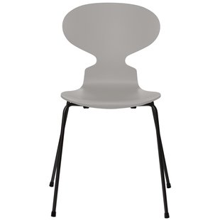 Fritz Hansen Ant Eetkamerstoel Zwart Gelakt Eiken Nine Grey Fritz Hansen Ant Eetkamerstoel Zwart Gelakt Eiken Nine Grey