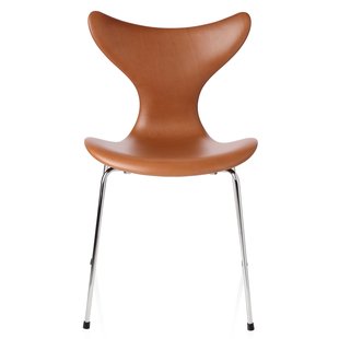 Fritz Hansen Lily Stoel Gestoffeerd Grace Walnut