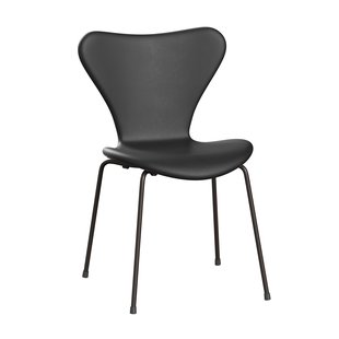 Fritz Hansen Series 7 Gestoffeerde Stoel Brown Onderstel Essential Black