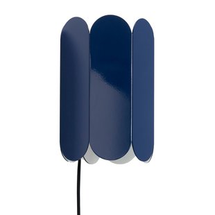 Hay Arcs Wandlamp Met Stekker Cobalt Blue Hay Arcs Wandlamp Met Stekker Cobalt Blue