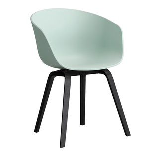 Hay AAC22 Stoel Zwart Gelakt Eiken Onderstel Dusty Mint Hay AAC22 Stoel Zwart Gelakt Eiken Onderstel Dusty Mint