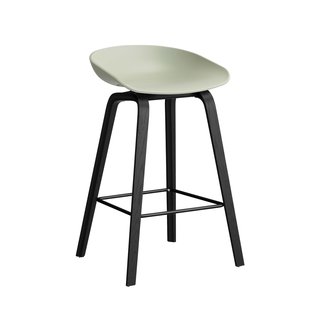 Hay AAS32 Barkruk 65cm Zwart Gelakt Eiken Onderstel Pastel Green