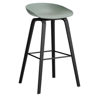 Hay AAS32 Barkruk 75cm Zwart Gelakt Eiken Onderstel Fall Green