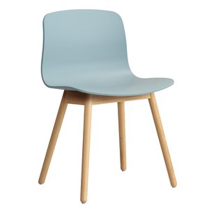 Hay AAC12 Stoel Gelakt Eiken Onderstel Dusty Blue