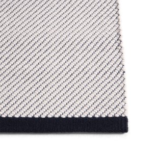 Hay Bias Tint Vloerkleed 170x240 Black Tint