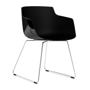 MDF Italia Flow Slim Armchair Stoel Zwart Met Slede Onderstel Chroom MDF Italia Flow Slim Armchair Stoel Zwart Met Slede Onderstel Chroom