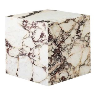 Audo Copenhagen Plinth Cubic Bijzettafel 40x40 Calacatta Viola Marmer