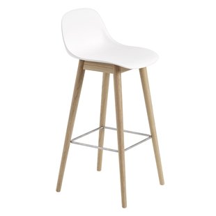 Muuto Fiber Backrest Wood Barkruk 75cm Wit Muuto Fiber Backrest Wood Barkruk 75cm Wit