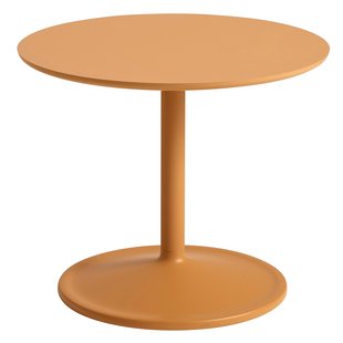 Muuto Soft Bijzettafel 48x40 Oranje