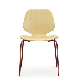 Normann Copenhagen My Chair Stoel Essenhout Donkerrood Onderstel