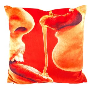 Seletti Toiletpaper Kussen 50x50 Honey