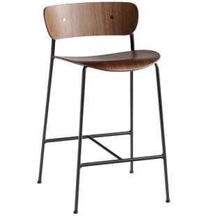 &amp;tradition Pavilion AV7 Barkruk 65cm Gelakt Walnoot